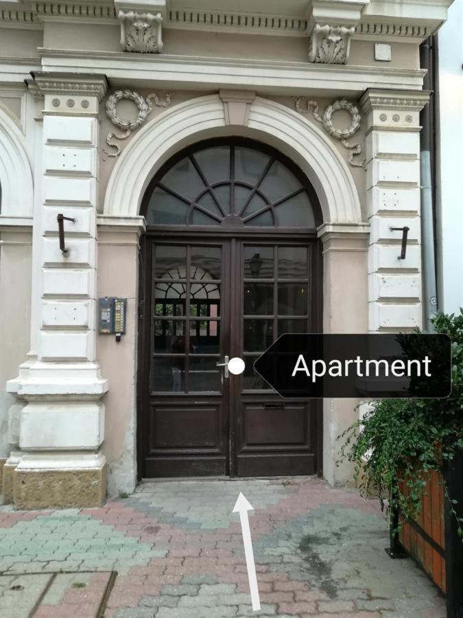Ferienwohnung King 38-1 Apartman Pécs Exterior foto